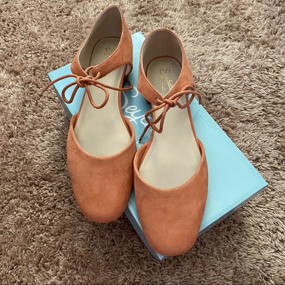SEYCHELLES Peach Suede D'Orsay Flats NIB Size 10
